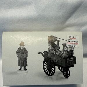 Department 56 - Heritage Village Coll. “Chelsea Market Curiosities Monger & Cart